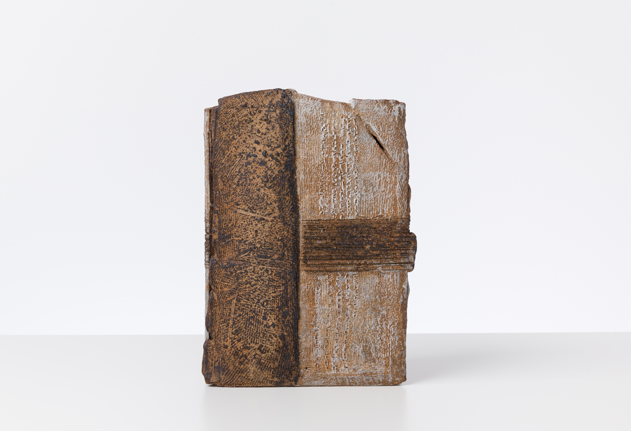 STELE #15, 2016 stoneware and slip, 11 1/2 x 8 1/4 x 4 in, private collection