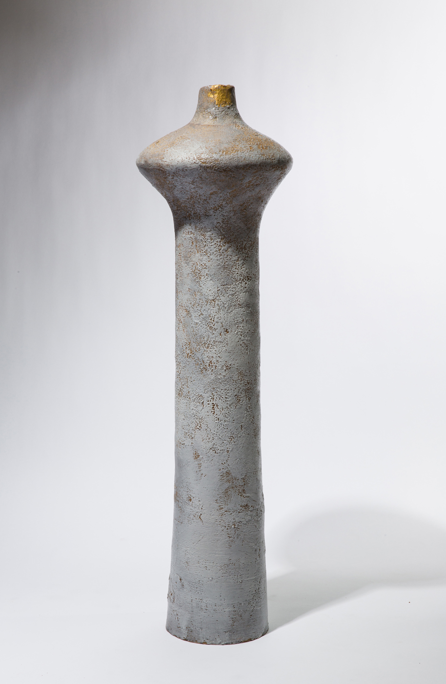 UNTITLED (TR437), 2013, stoneware and slip, 45 1/4 in H; private collection